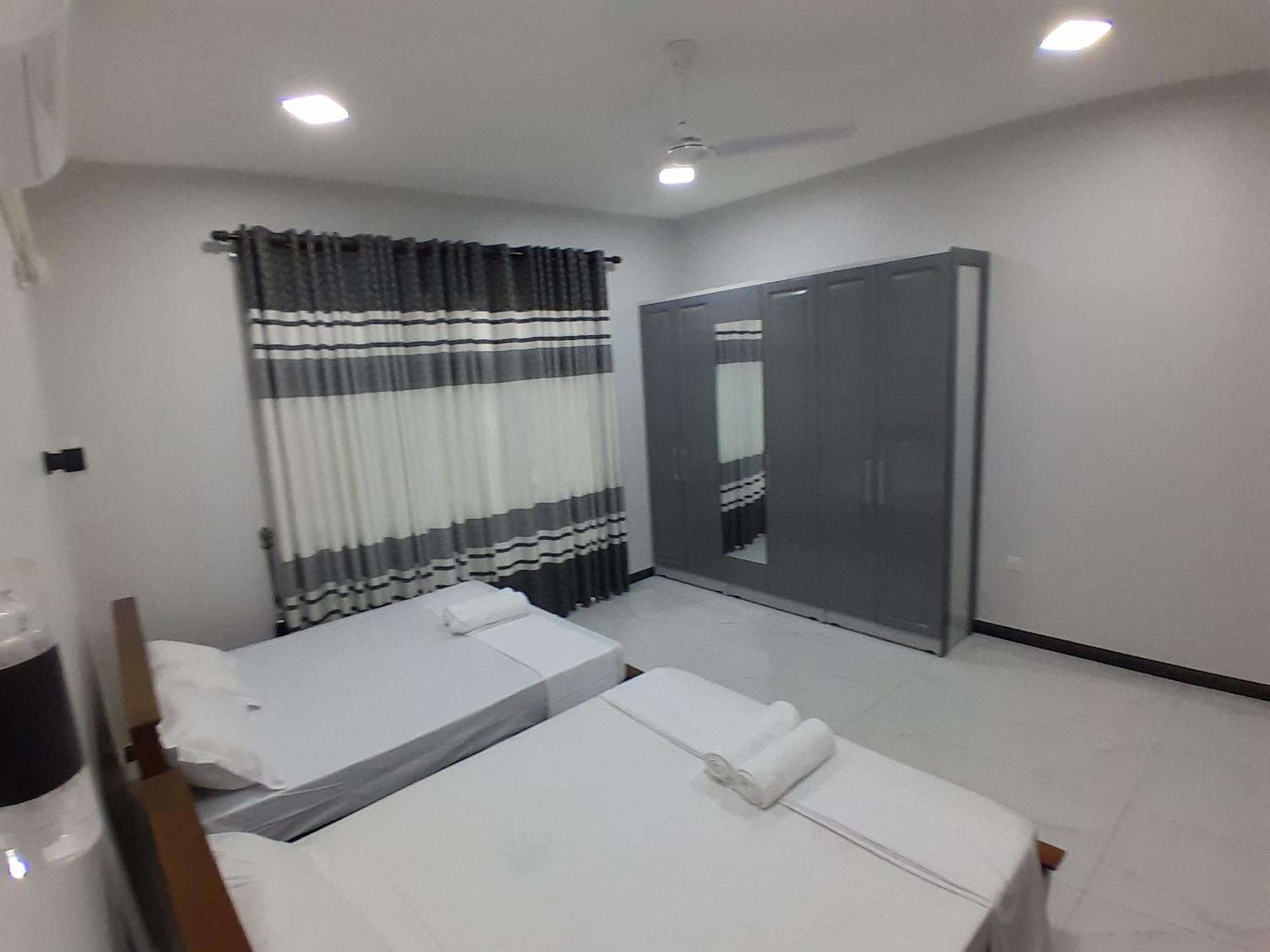 Alps Villa Jaffna Exterior foto